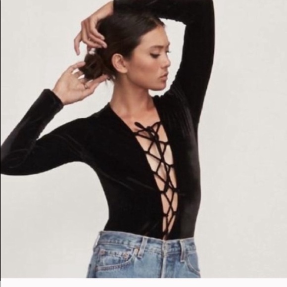 REFORMATION Avalon Plunge Lace Up Bodysuit Black Lace Up XS - Picture 2 of 9